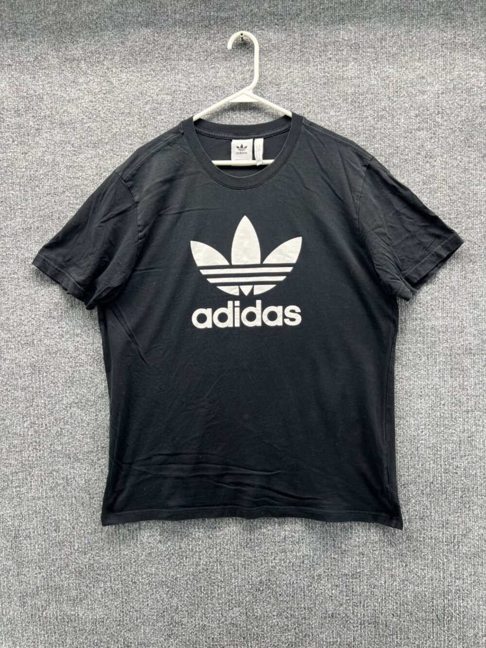 Adidas Shirt Mens XL Black Trefoil Logo Graphic Tee Crewneck Cotton Casual
